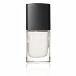 Laca de uñas 001 Brigh twhite (PVPR 4,50 €).