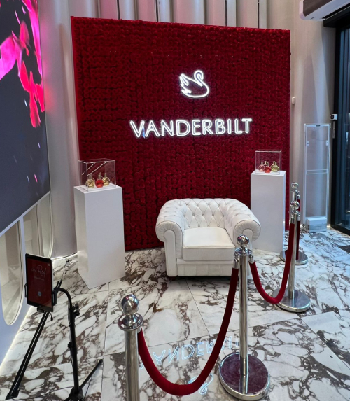 Evento Gloria Vanderbilt en Primor de Callao