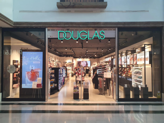 Tienda Douglas